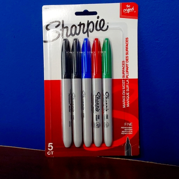 Permanent markers - Picture 1 of 2